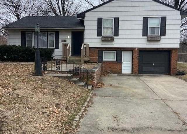 Property at 713 NE 114th Ter, Kansas City, MO 64155, 3 beds, 1.5 baths