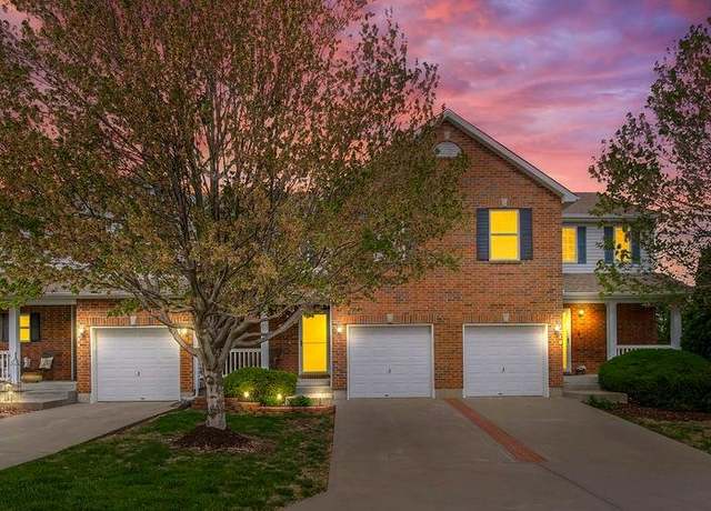Property at 1042 SW Wysteria Dr, Lee's Summit, MO 64082, 2 beds, 2.5 baths