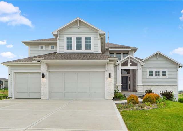 Property at 15837 EL Monte St, Overland Park, KS 66224, 4 beds, 3.5 baths