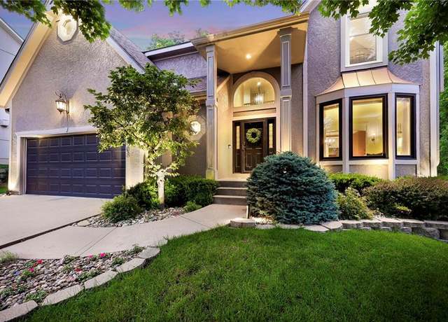 Property at 13908 W 71st Pl, Shawnee, KS 66216, 4 beds, 4.5 baths