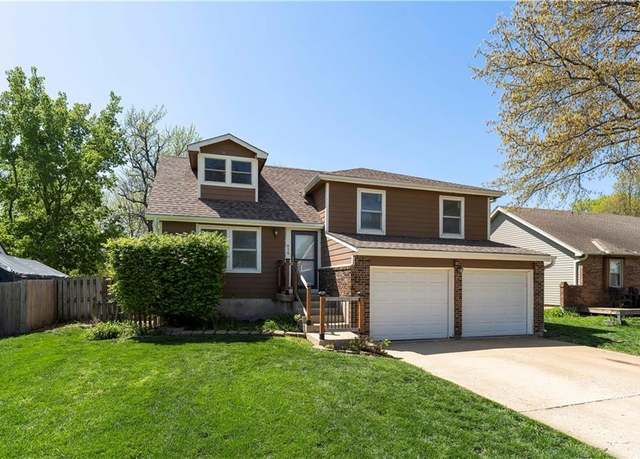 Property at 610 N Elm St, Gardner, KS 66030, 4 beds, 2 baths