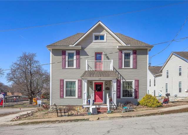 Property at 104 Temple Ave, Excelsior Springs, MO 64024, 4 beds, 2 baths