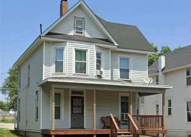 Property at 311 W 1st St, Maryville, MO 64468, 4 beds, 3 baths