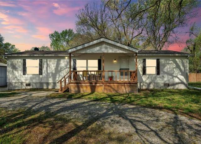 Property at 213 N Owen St, Meriden, KS 66512, 3 beds, 2 baths