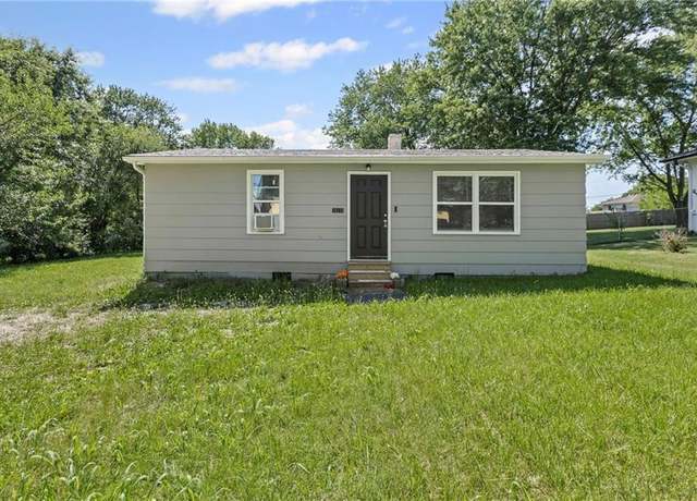 Property at 16110 Hight Ave, Belton, MO 64012, 2 beds, 1 bath