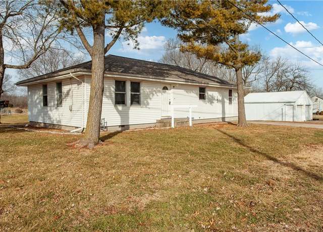 Property at 200 N Crittendon St, Holden, MO 64040, 3 beds, 2 baths
