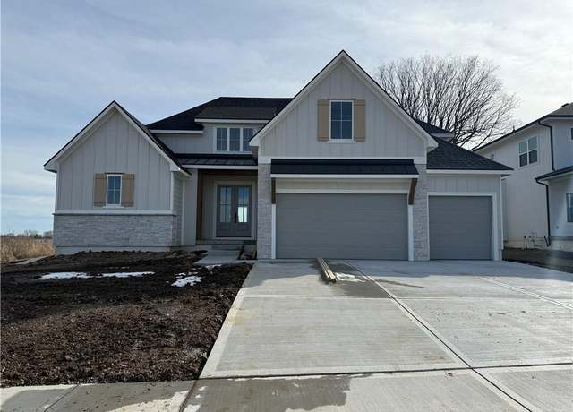 Property at 3709 W 187th St, Overland Park, KS 66085, 5 beds, 4 baths