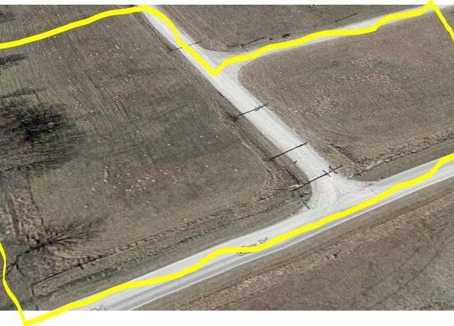 Property at 2 Wilderness Trl, Linn Valley, KS 66040