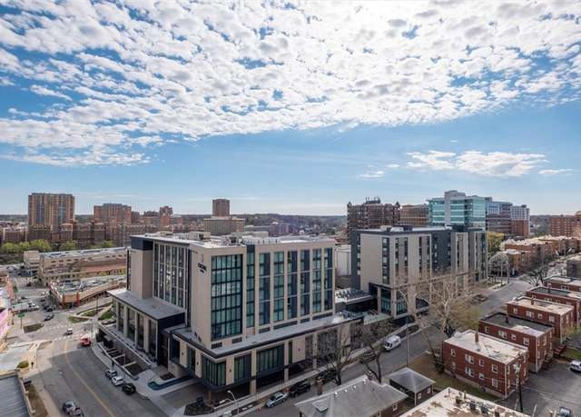 Property at 4545 Wornall Rd #1210, Kansas City, MO 64111, 4 beds, 4.5 baths
