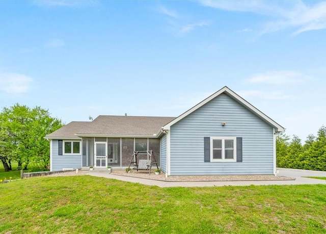 Property at 219 E 2300 Rd, Edgerton, KS 66021, 5 beds, 3 baths