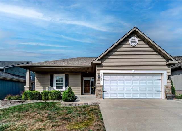 Property at 12312 N Atkins Ave, Kansas City, MO 64163, 3 beds, 2 baths