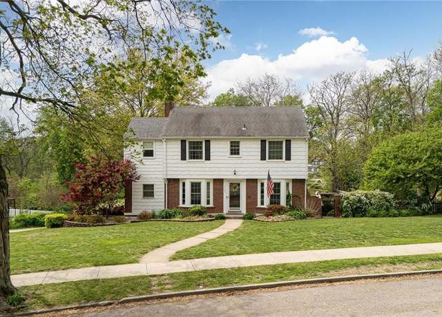 Property at 2402 N Circle Dr, St Joseph, MO 64505, 3 beds, 3 baths