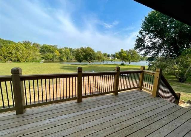 Property at 18629 Linwood Rd, Linwood, KS 66052, 4 beds, 3 baths