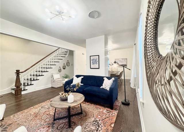 Property at 1643 Jefferson St, Kansas City, MO 64108, 3 beds, 2.5 baths