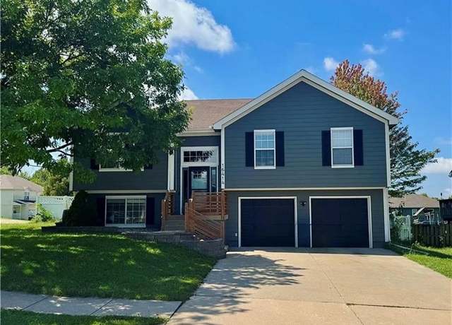 Property at 16414 Slater Ave, Belton, MO 64012, 3 beds, 2.5 baths