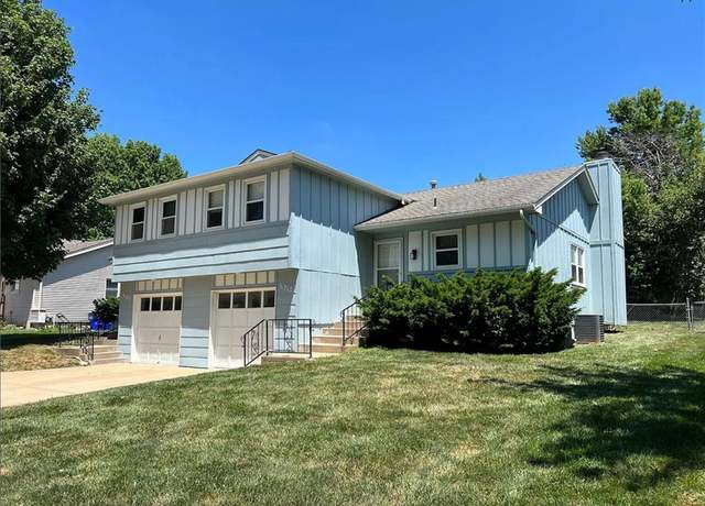Property at 6315 Hallet St, Shawnee, KS 66216, 6 beds, 4 baths