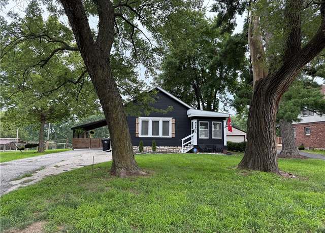 Property at 5801 Blue Ridge Blvd, Raytown, MO 64133, 3 beds, 2 baths