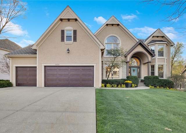 Property at 14525 W 50th St, Shawnee, KS 66216, 5 beds, 4.5 baths
