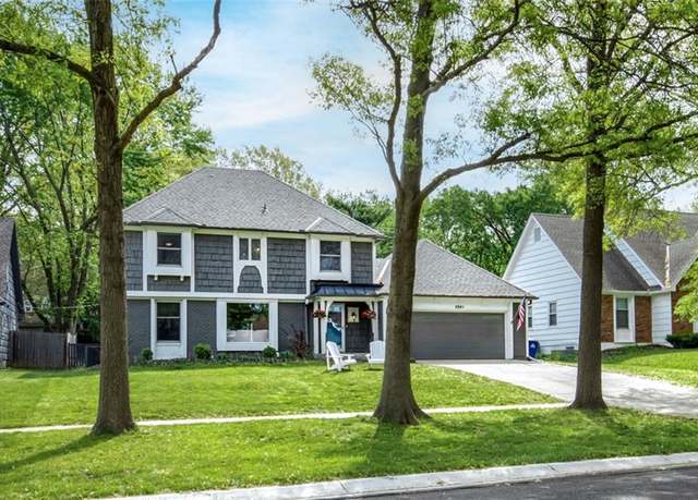 Property at 8841 Lamar Ave, Overland Park, KS 66207, 4 beds, 2.5 baths