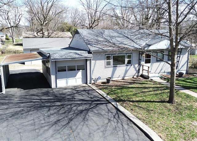 Property at 13205 8th St, Grandview, MO 64030, 3 beds, 1 bath