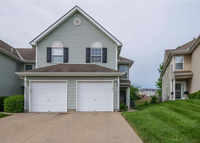 Property at 8008 NE Elmwood Ave, Kansas City, MO 64119, 3 beds, 2.5 baths