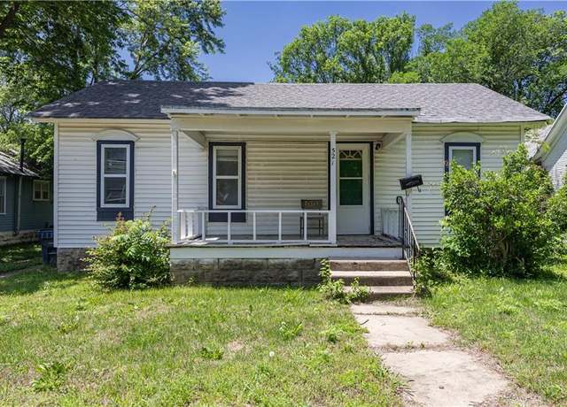 Property at 521 S 12th St, Independence, KS 67301, 2 beds, 2 baths