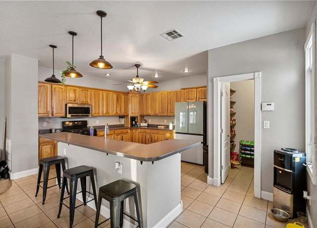 Property at 401 N Vine N/A, Caney, KS 67333, 4 beds, 2 baths