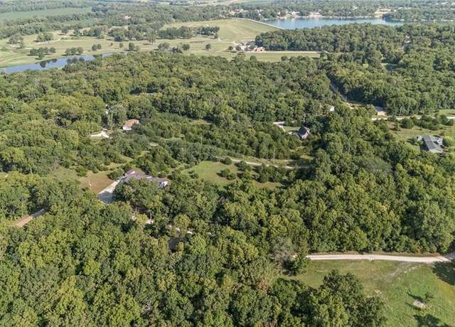 Property at 134 Spruce Dr, Linn Valley, KS 66040