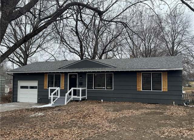 Property at 7409 Beverly St, Overland Park, KS 66204, 3 beds, 2 baths