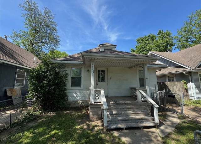 Property at 5216 Saida Ave, Kansas City, MO 64123, 2 beds, 1 bath