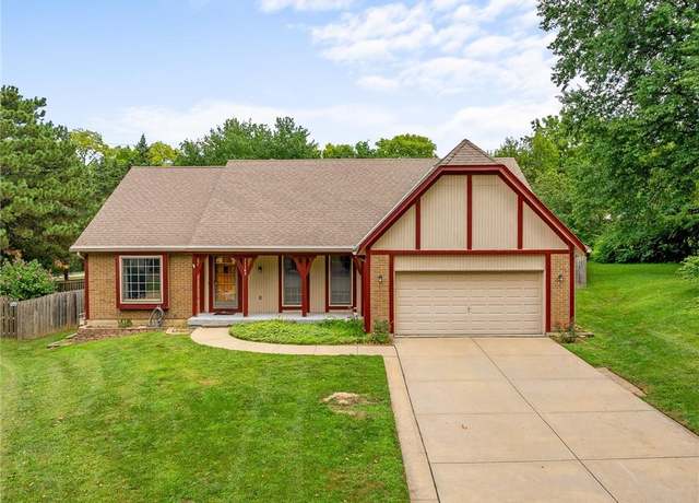 Property at 11163 Eby St, Overland Park, KS 66210, 4 beds, 3 baths