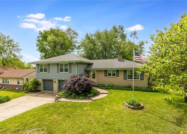Property at 3719 NE 48th St, Kansas City, MO 64119, 4 beds, 2 baths