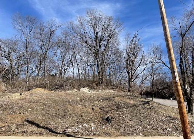 Property at 4045 Olive St, Kansas City, MO 64130