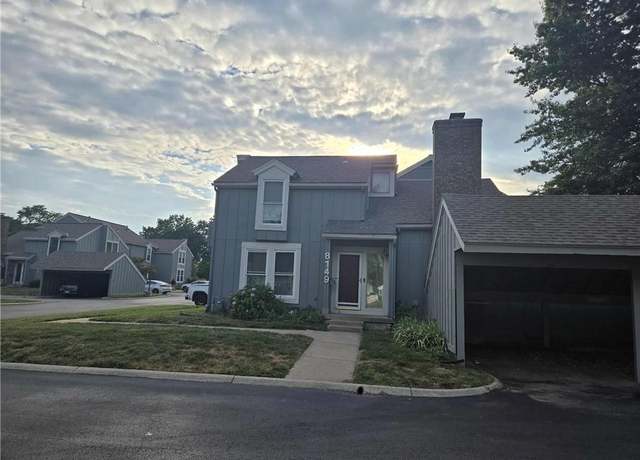 Property at 8149 Monrovia St, Lenexa, KS 66215, 3 beds, 2.5 baths