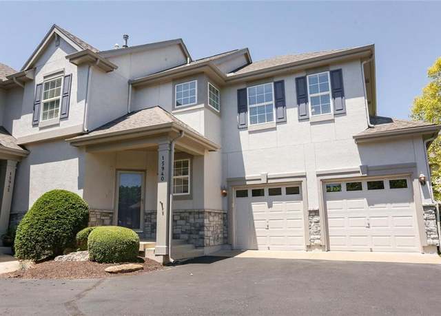 Property at 15940 Linden St, Overland Park, KS 66085, 3 beds, 3.5 baths