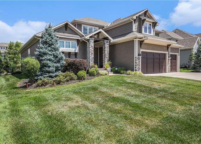 Property at 12418 W 163rd Ter, Overland Park, KS 66221, 5 beds, 4.5 baths