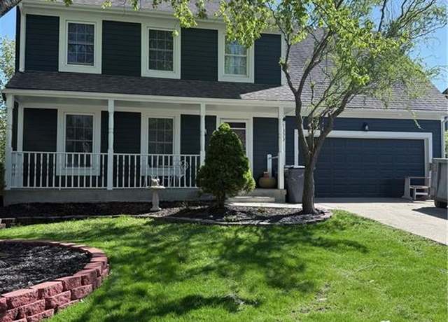 Property at 1329 E 154 Ter, Olathe, KS 66062, 4 beds, 2.5 baths