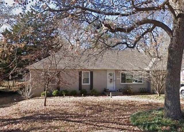 Property at 9130 Craig St, Overland Park, KS 66212, 3 beds, 1.5 baths
