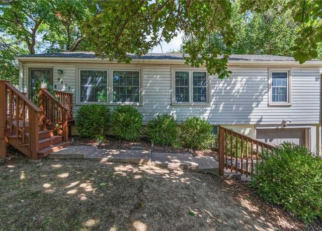 Property at 4227 NE Chaumiere Rd, Kansas City, MO 64117, 3 beds, 2 baths