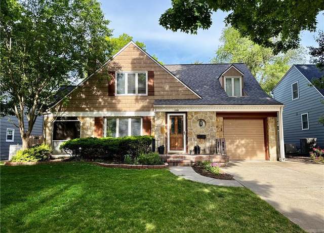 Property at 5320 Norwood St, Fairway, KS 66205, 4 beds, 3 baths