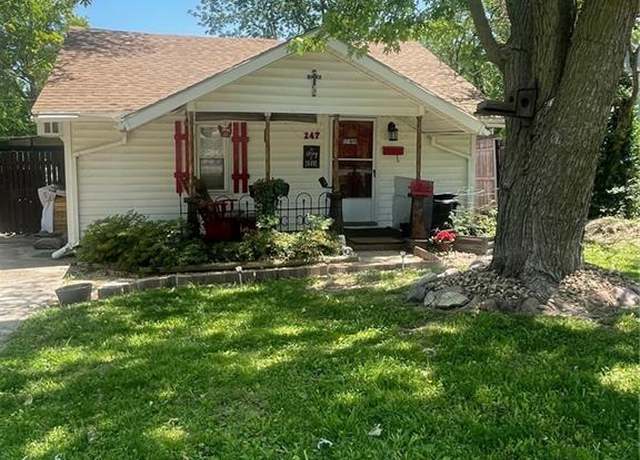 Property at 247 Emerson Ave, Bonner Springs, KS 66012, 1 bed, 1.5 baths