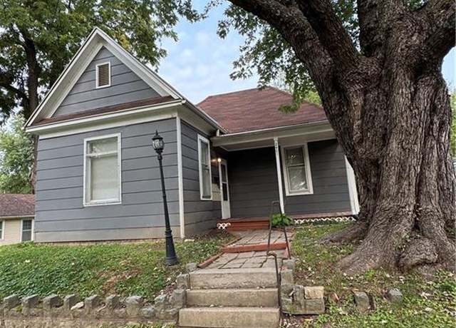 Property at 2401 N 12th St, St Joseph, MO 64505, 1 bed, 1 bath