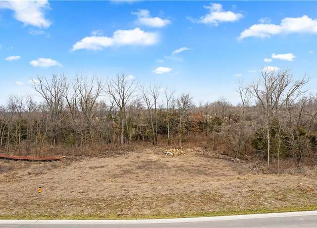 Property at 2215 Wallace Way, Stilwell, KS 66085