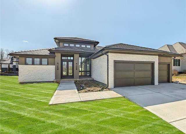 Property at 6101 NW 58th St, Kansas City, MO 64151, 4 beds, 5 baths
