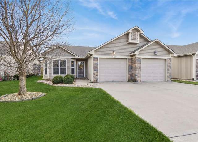 Property at 15629 Landauer St, Basehor, KS 66007, 3 beds, 2 baths