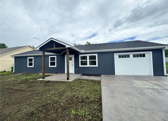 Property at 209 N Hawthorn St, Adrian, MO 64720, 3 beds, 2 baths
