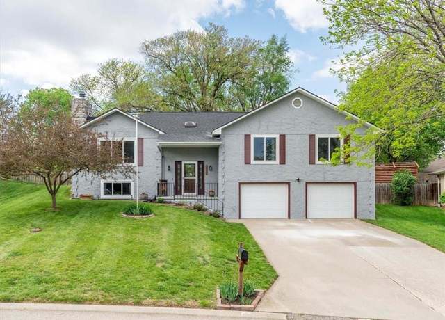 Property at 4415 Appletree Ct, St Joseph, MO 64506, 3 beds, 3 baths