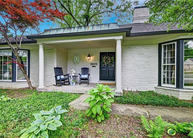 Property at 2802 W 66th Ter, Mission Hills, KS 66208, 5 beds, 5.5 baths