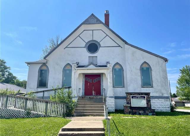 Property at 130 W 2nd St, Clearmont, MO 64431, 2 beds, 1 bath