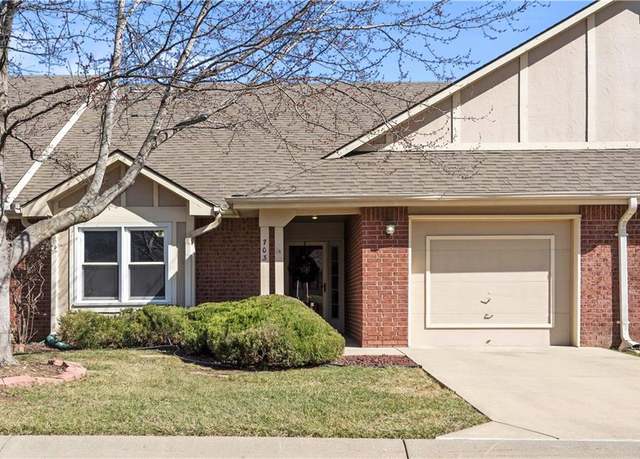 Property at 703 N Somerset Ter, Olathe, KS 66062, 2 beds, 2 baths